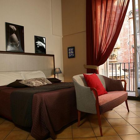 Caravaggio Hotel Napoli Ngoại thất bức ảnh