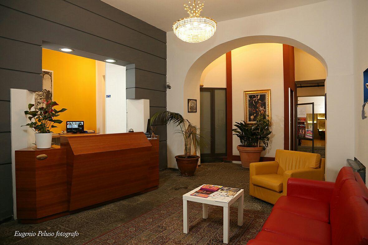 Caravaggio Hotel Napoli Ngoại thất bức ảnh