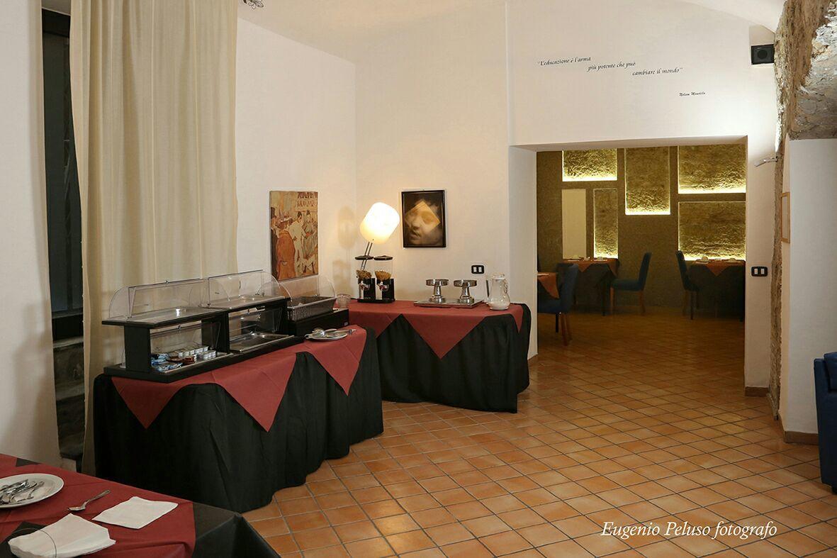 Caravaggio Hotel Napoli Ngoại thất bức ảnh