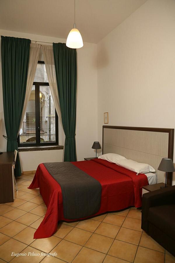 Caravaggio Hotel Napoli Ngoại thất bức ảnh